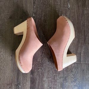 Bryr Chloe Clogs in Clay